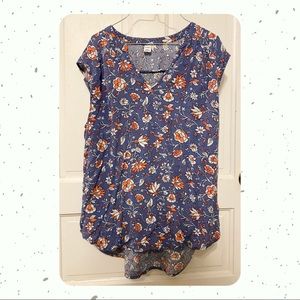 Old Navy Floral Top - Size Medium